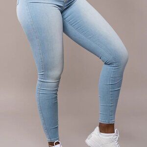 Womens Contour Fitjeans - Vintage Blue - M